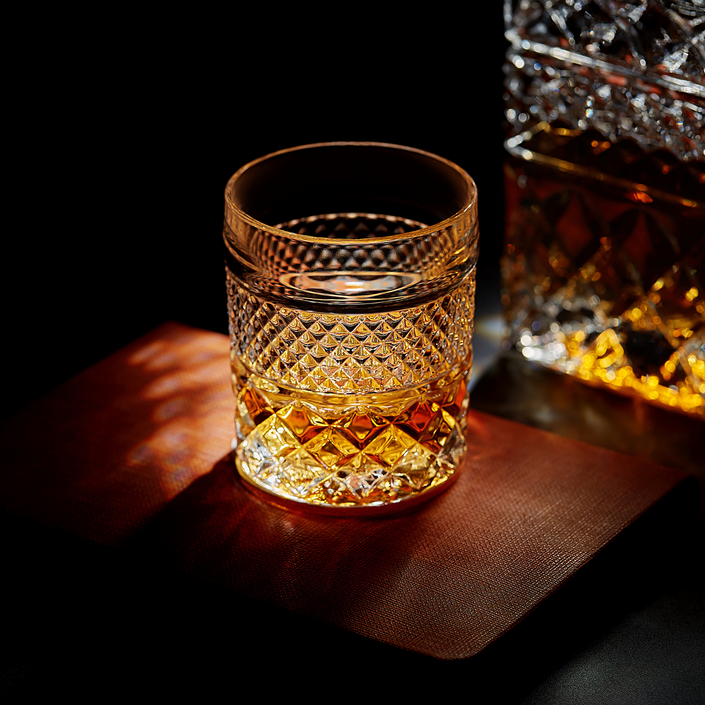 The Whiskey Decanter Gift Set — Crystal Decanter, Glasses & Granite Chilling Rocks